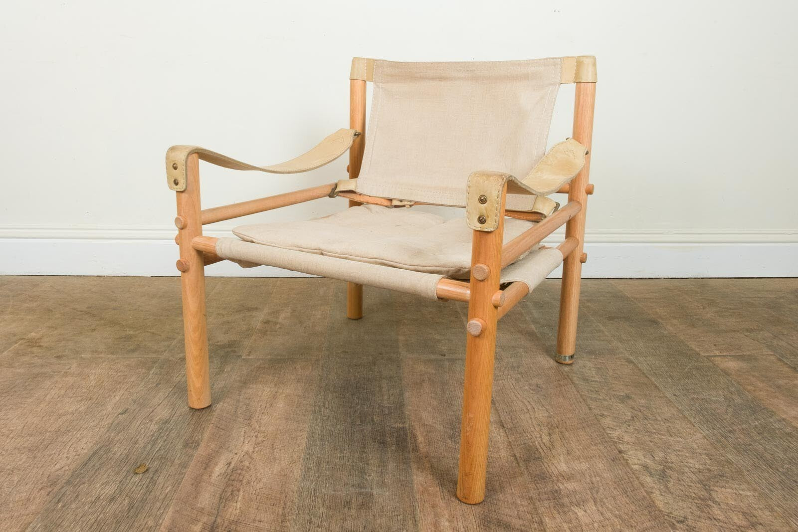 Pair of Vintage Scirocco Safari Chairs by Arne Norrell