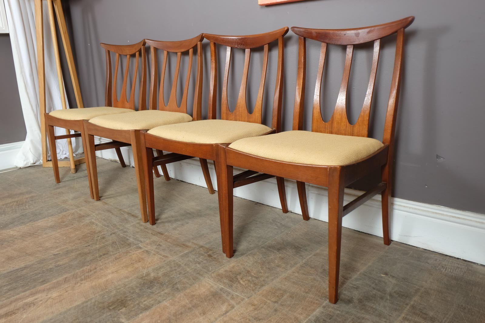Vintage Retro G Plan Extending Dining Table and 4 Brasilia Chairs