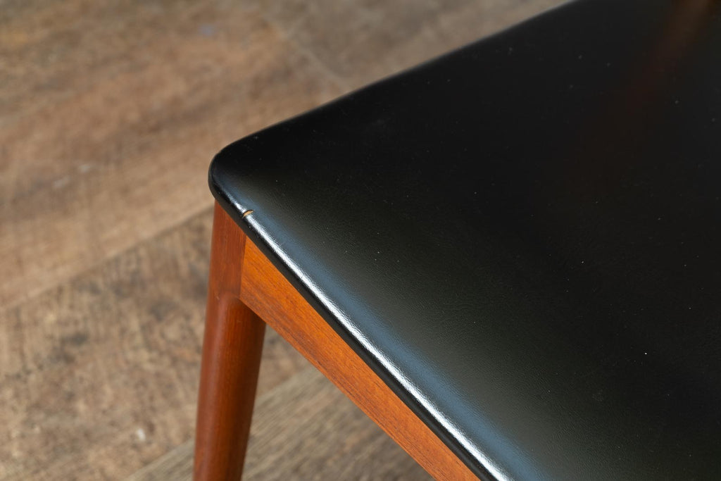 Pair of Teak Model 94 chairs, Johannes Andersen for Christian Linnberg