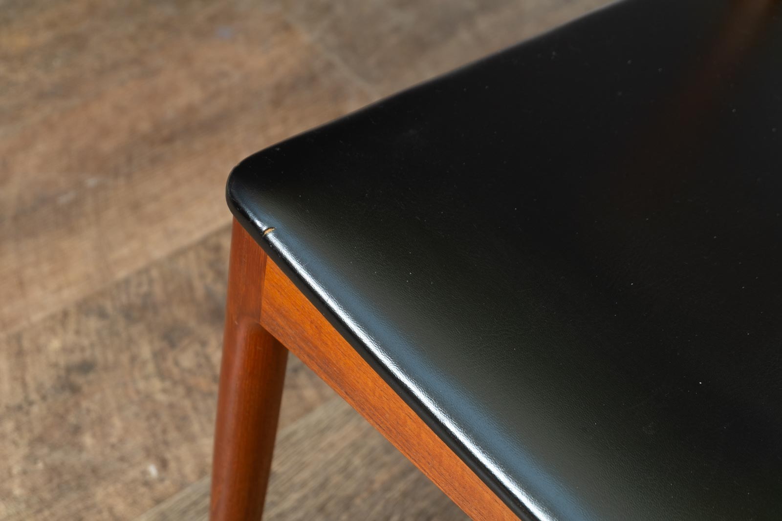 Pair of Teak Model 94 chairs, Johannes Andersen for Christian Linnberg