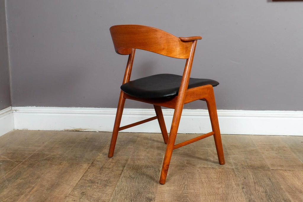 Set of 4 Vintage Danish Model 32 Teak Dining Chairs by Kai Kristiansen