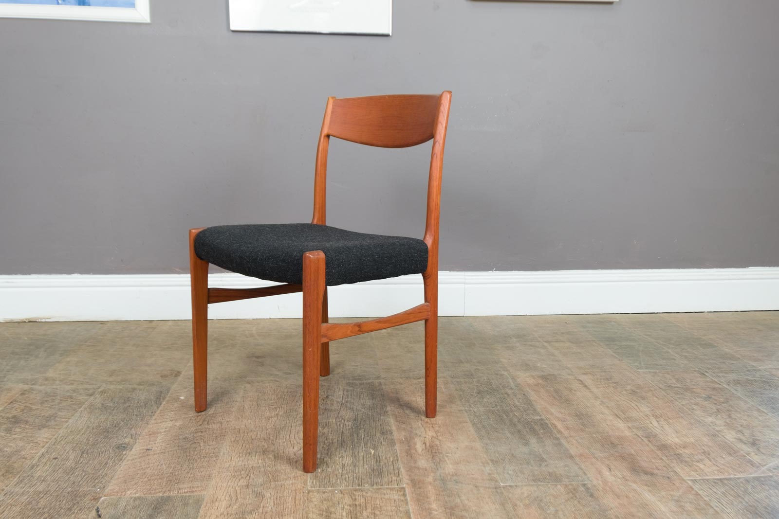 Set of 6 Mid Century Teak Dining Chairs by Glyngore