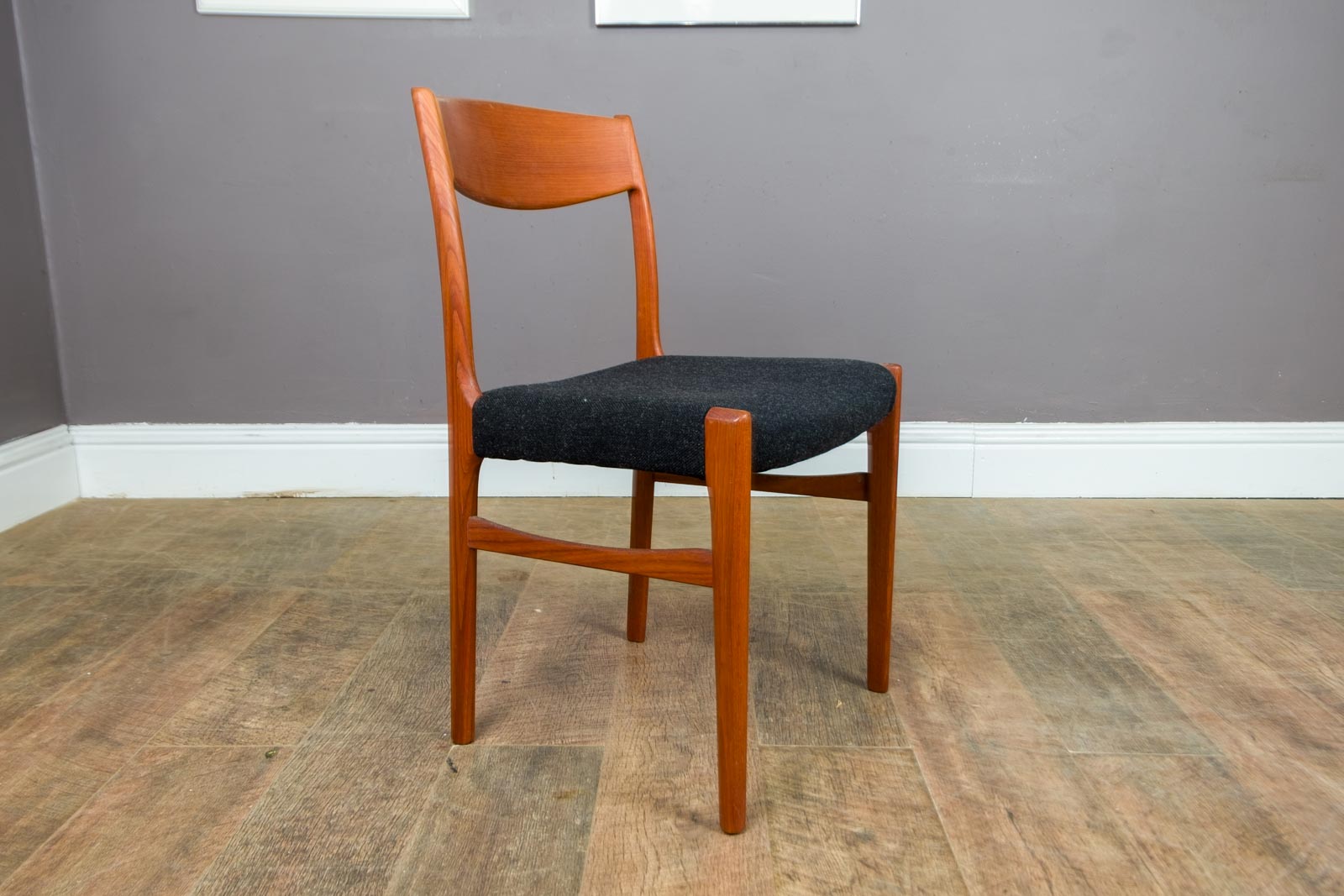 Set of 6 Mid Century Teak Dining Chairs by Glyngore