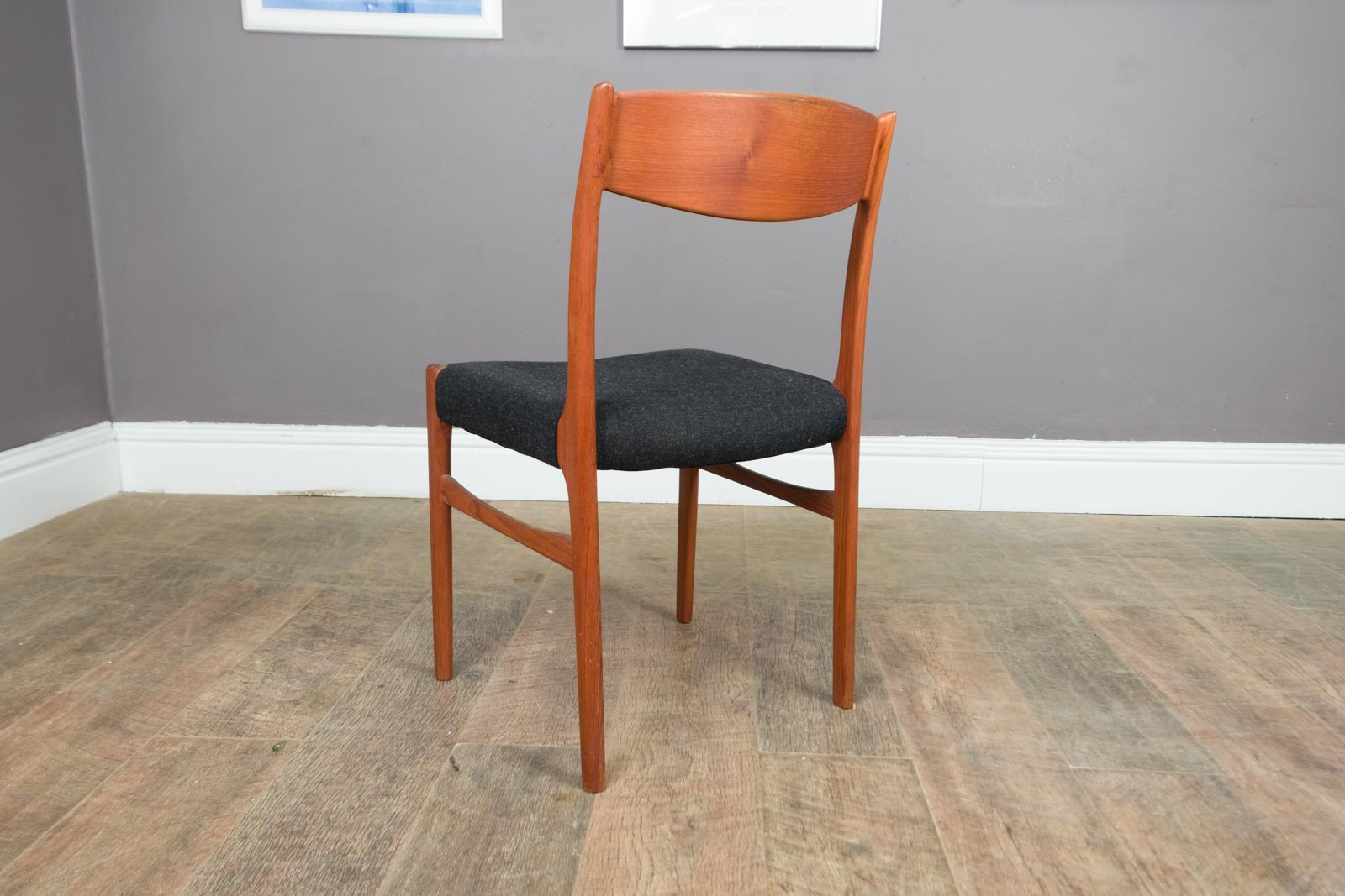 Set of 6 Mid Century Teak Dining Chairs by Glyngore