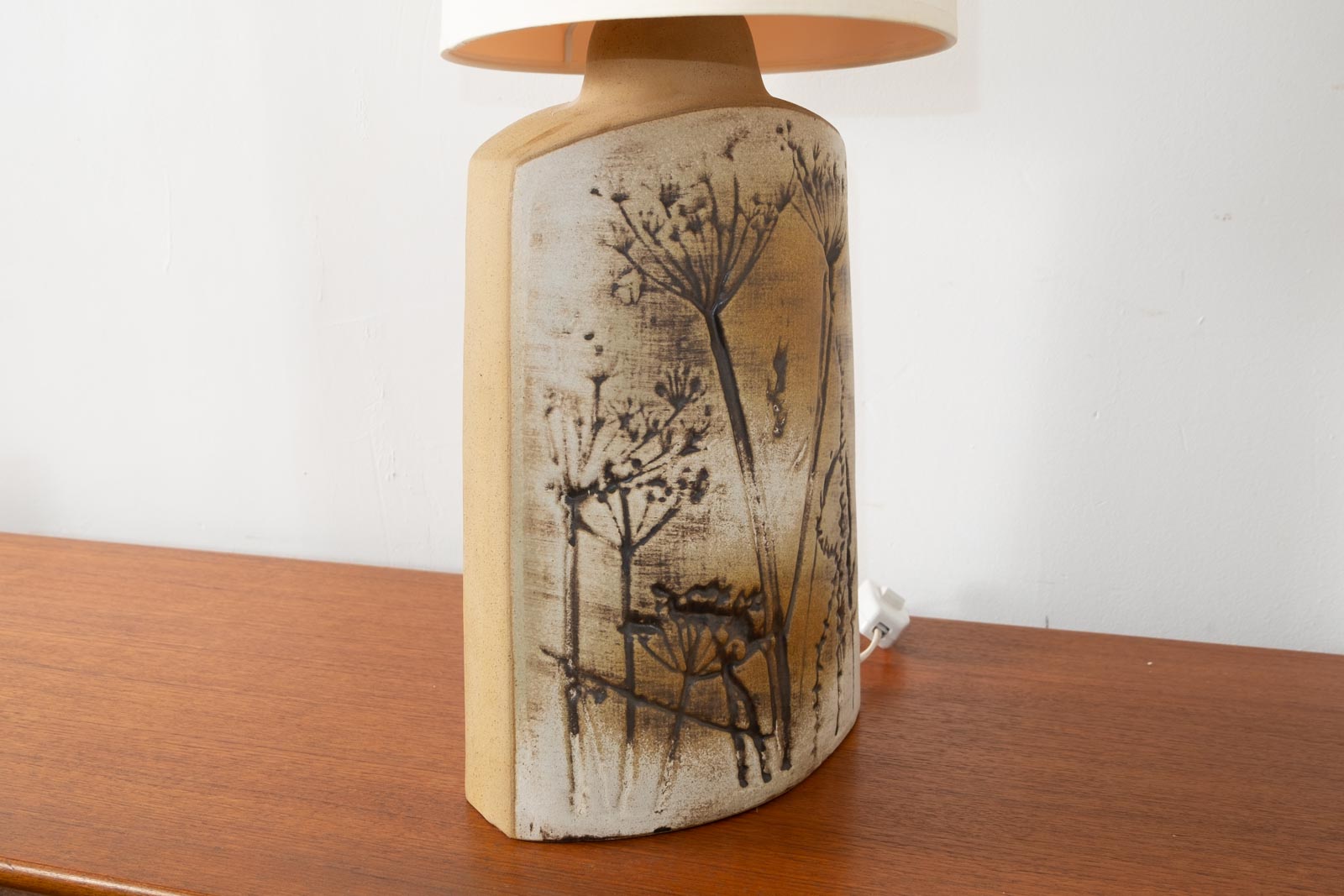 Vintage Retro Large Tremaen Pottery Lamp Cow Parsley Lamp