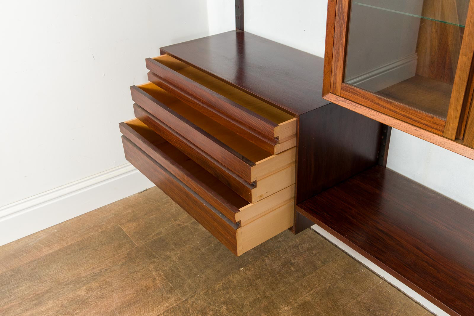 Stunning Mid Century Rosewood Modular Wall Unit by Cado